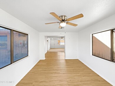 10502 W Caron Dr, Sun City, AZ 85351 - photo 7