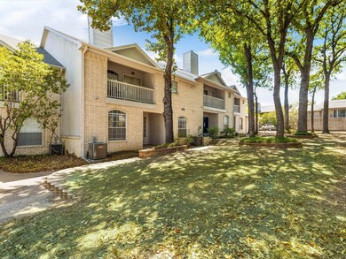 1501 Cedar Elm Dr unit 201, Euless, TX 76039 - photo 2