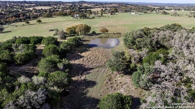 378 Lochte Wise Rd, Fredericksburg, TX 78624 - photo 7