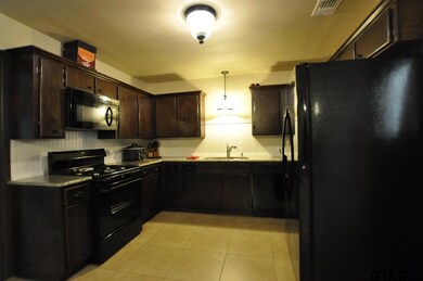 3911 Driftwood Ln, Tyler, TX 75701 - photo 7