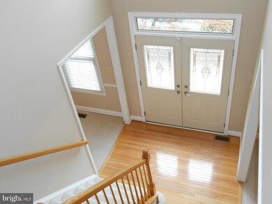 2004 Willow Glen Ct, Crofton, MD 21114 - photo 3