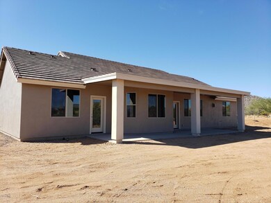 2331 - REAR PATIO