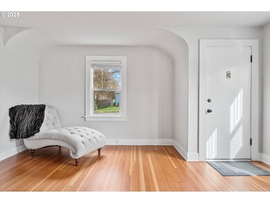 139 SW Alfred St, Chehalis, WA 98532 - photo 5