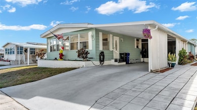 924 Elizabeth Ln, Lakeland, FL 33809 - photo 2