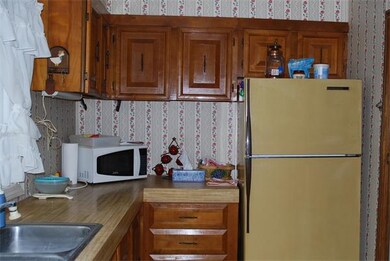 122 Pineview, Wareham, MA 02756 - photo 3