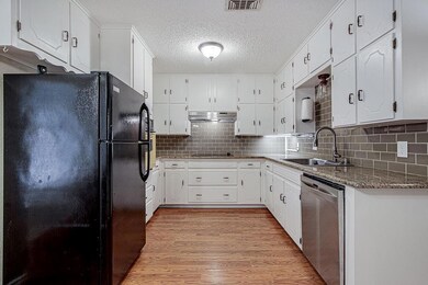 1728 Brookhaven Cir, Bedford, TX 76022 - photo 6