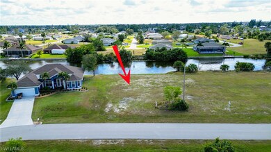 Just waiting for your Dream House!