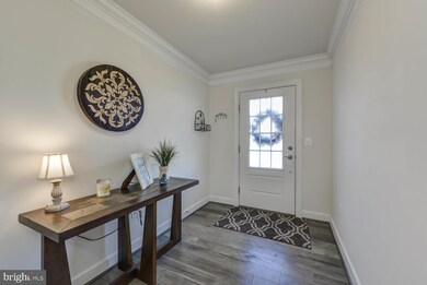 10731 Caledonia Meadow Dr, Manassas, VA 20112 - photo 2