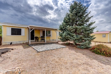 24240 N Bourbon Aly, Paulden, AZ 86334 - photo 2