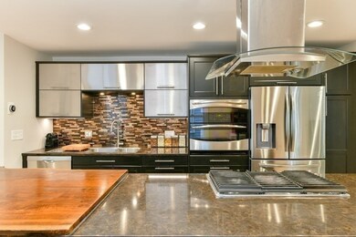 571 Franklin St unit SF, Cambridge, MA 02139 - photo 7