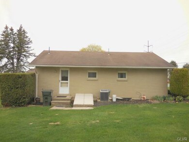 4127 Lehigh St, Whitehall, PA 18052 - photo 2