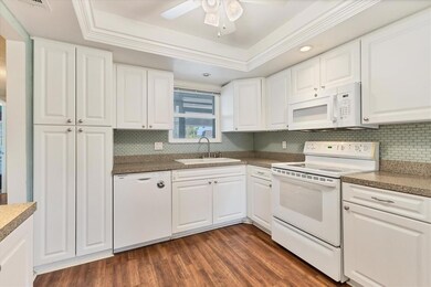 nice white kitchen