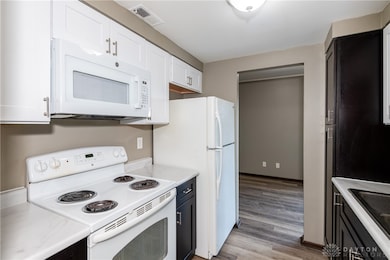 1792 Cherokee Dr unit F, Dayton, OH 45449 - photo 5