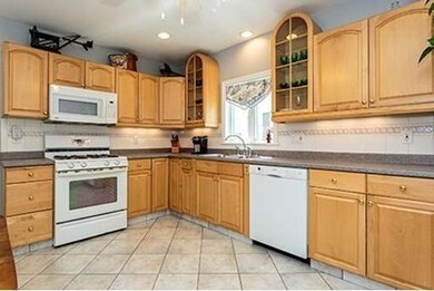 16 Lakehill Ave unit 18, Arlington, MA 02474 - photo 5