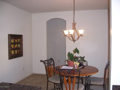 Large confortable dining area