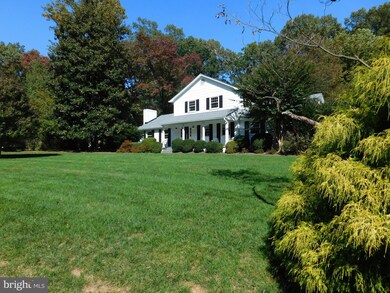 12125 Stirrup Rd, Reston, VA 20191 - photo 2