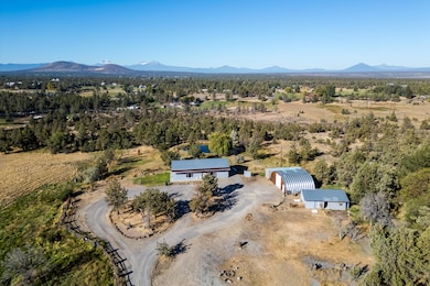 1991 NW 35th St, Redmond, OR 97756 - photo 2