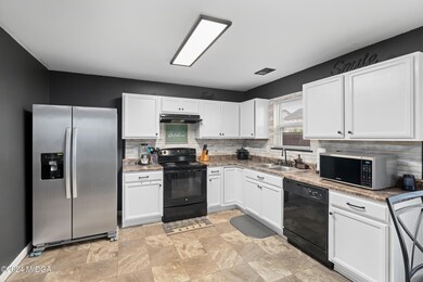 102 Sourwood Ln, Warner Robins, GA 31093 - photo 6