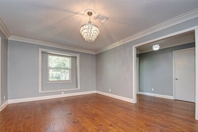 13715 Kingsride Ln, Houston, TX 77079 - photo 6