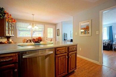 37 Lantern Ln, Hooksett, NH 03106 - photo 4