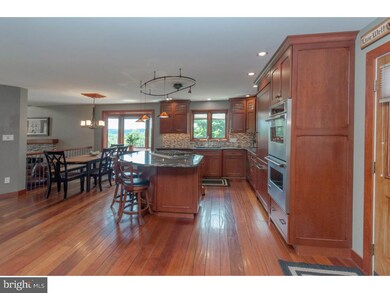 5810 Deer Dr, Zionsville, PA 18092 - photo 7