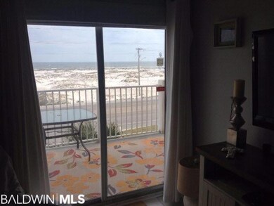 Double Glass Sliding Door off to beautiful Beach a