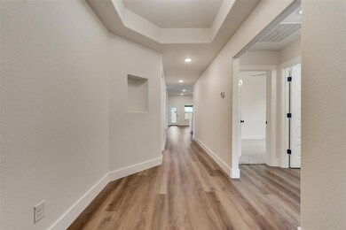 912 Ben Dr, Springtown, TX 76082 - photo 6