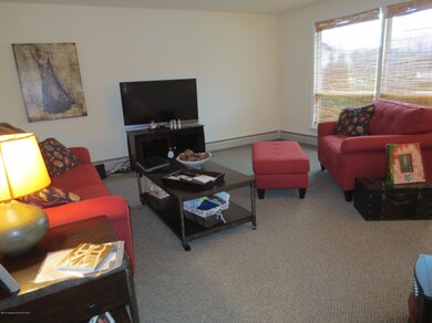 14 Butler St, Old Forge, PA 18518 - photo 3