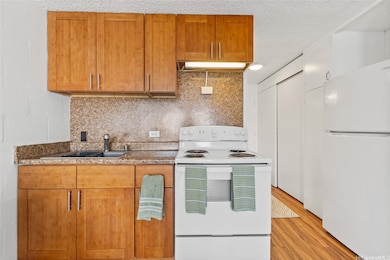 Makaha Surfside unit C415, Waianae, HI 96792 - photo 7