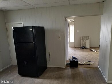 1922 Breitwert Ave, Baltimore, MD 21230 - photo 7