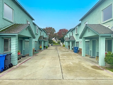 1412 N Palm St, Turlock, CA 95380 - photo 2