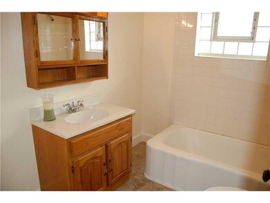 Full Bath.
