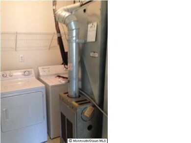 74 Madison Ct, Tinton Falls, NJ 07712 - photo 3