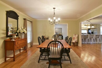 1810 Robinhood Rd, Albany, GA 31707 - photo 2