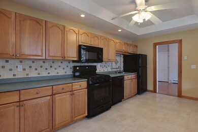 520 Main St unit A, West Townsend, MA 01474 - photo 3