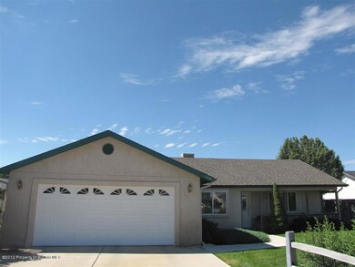 104 Meadow Cir, Bloomfield, NM 87413 - photo 2