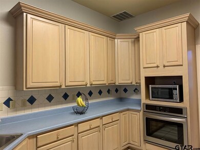 1013 1013 Beth, Tyler, TX 75703 - photo 7