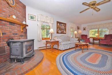 Custom hearth with Hearthstone...