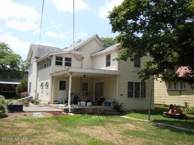 904 MAIN STREET 010