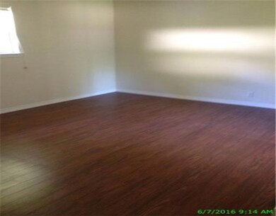 6909 Trehern St, Moss Point, MS 39563 - photo 4