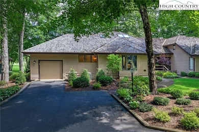 870 Clubhouse Dr unit B2, Banner Elk, NC 28604 - photo 5