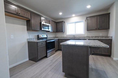 1701 N 2nd St, Neodesha, KS 66757 - photo 7