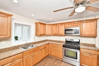 40 Waumbeck St unit 2, Dorchester, MA 02121 - photo 2