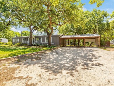 2916 Rolling Oaks Dr, Cleburne, TX 76031 - photo 5