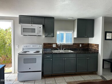 5601 W Missouri Ave unit 135, Glen Dale, AZ 85301 - photo 5