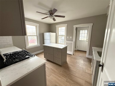 140 Westervelt Ave unit 1, Hawthorne, NJ 07506 - photo 4