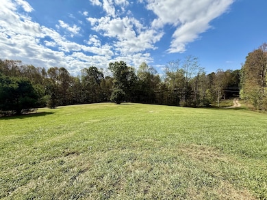 15596 Carson Rd, Mount Vernon, OH 43050 - photo 7