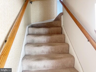 8047 Stratman Rd, Dundalk, MD 21222 - photo 7