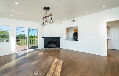 10161 Foothill Blvd, Sylmar, CA 91342 - photo 7