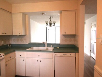 5236 Lake Village Dr unit 61, Sarasota, FL 34235 - photo 6